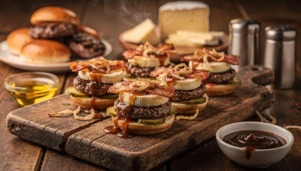 Mini-burgers au boeuf et camembert : recette apéritive
