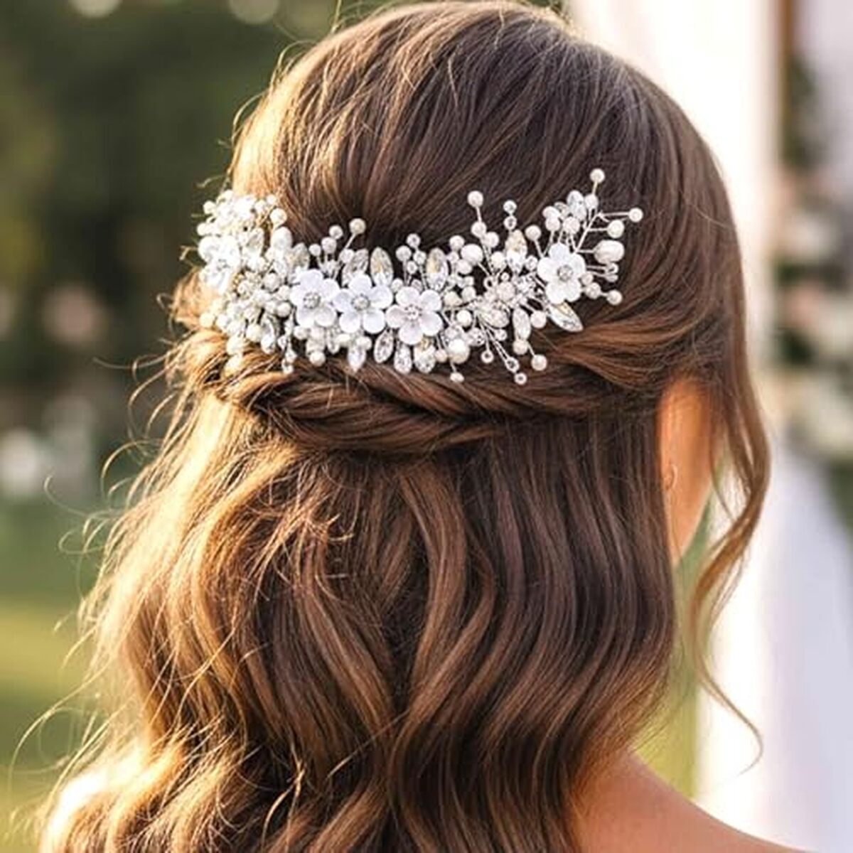 Avis sur le serre-tête de mariée Easedaily : élégance florale argentée